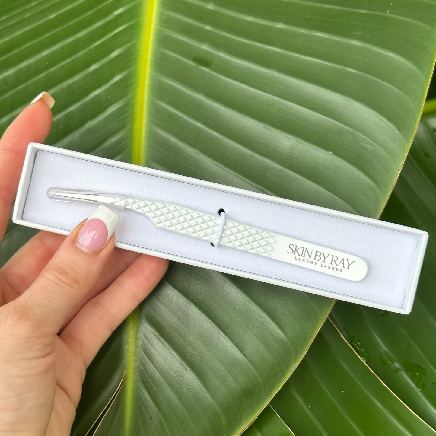 SKIN BY RAY STRAIGHT "ISOLATION" TWEEZER